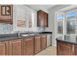 36 BEATTIE Crescent - 15