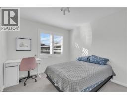 36 BEATTIE Crescent - 34