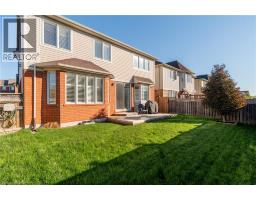 36 BEATTIE Crescent - 47