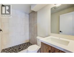 243 APPLEWOOD Street - 40