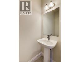 243 APPLEWOOD Street - 6