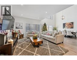 972 STONECLIFFE Walk UnitNo. 18 - 19