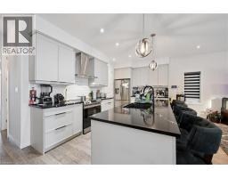 972 STONECLIFFE Walk UnitNo. 18 - 21