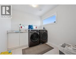 972 STONECLIFFE Walk UnitNo. 18 - 38