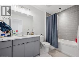 972 STONECLIFFE Walk UnitNo. 18 - 43