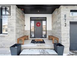 972 STONECLIFFE Walk UnitNo. 18 - 5