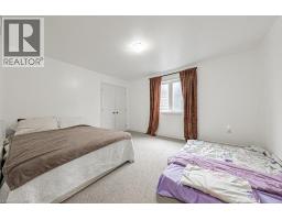 462 BLACKBURN Drive - 29