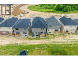 462 BLACKBURN Drive - 39