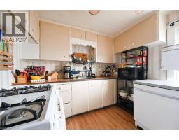 6 HOWARD Street - 13