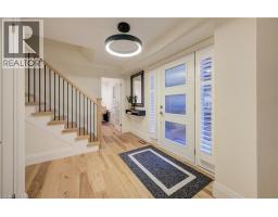 38 ACADEMY Crescent - 3