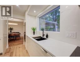 38 ACADEMY Crescent - 8