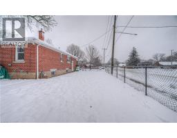 60 DUDHOPE Avenue - 36