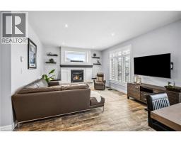 100 TAMARACK Boulevard - 12