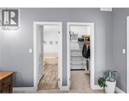 100 TAMARACK Boulevard - 31