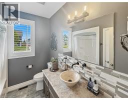 100 TAMARACK Boulevard - 39