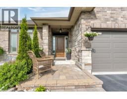 100 TAMARACK Boulevard - 4