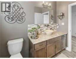 100 TAMARACK Boulevard - 40