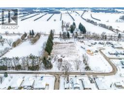 211 THOMPSON Road W - 10