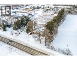 211 THOMPSON Road W - 2