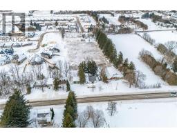 211 THOMPSON Road W - 3