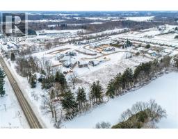 211 THOMPSON Road W - 6