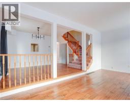 67 NORTHMANOR Crescent - 19