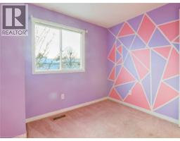 67 NORTHMANOR Crescent - 21