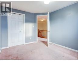 67 NORTHMANOR Crescent - 25