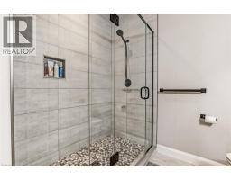 393 ARGYLE Avenue - 17