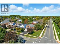 2 CALEDONIA Avenue - 34