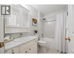 36 ROSECLIFF Court - 19