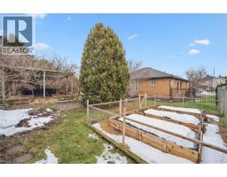 36 ROSECLIFF Court - 42