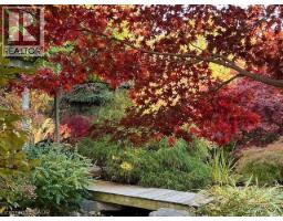 36 ROSECLIFF Court - 44