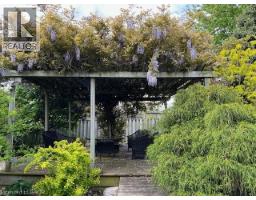 36 ROSECLIFF Court - 45