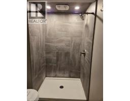 71 COBBLESTONE Drive - 13