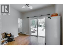 802 WATERLOO Street - 18