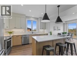 81 KENTON Street - 8