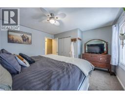 10 BRAMBLE Crescent - 15