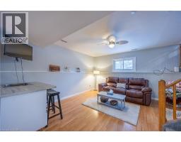 10 BRAMBLE Crescent - 20