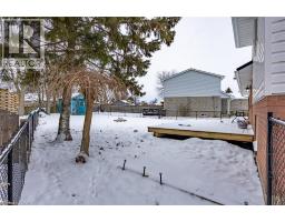 10 BRAMBLE Crescent - 28