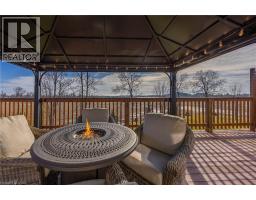 63 UPPER CANADA Drive - 12