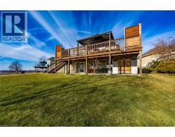 63 UPPER CANADA Drive - 38