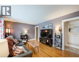 1040 WARWICK Street - 18