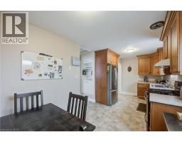 1040 WARWICK Street - 26