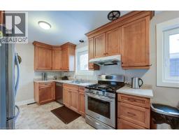 1040 WARWICK Street - 27