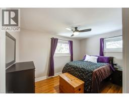 1040 WARWICK Street - 31