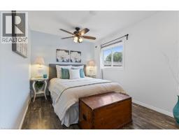 211 VERONICA Drive UnitNo. 26 - 18