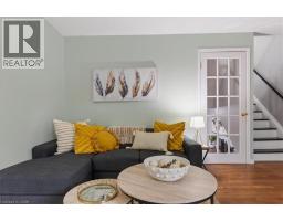 211 VERONICA Drive UnitNo. 26 - 20