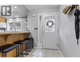 211 VERONICA Drive UnitNo. 26 - 6