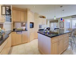 592 MANORWOOD Court - 12